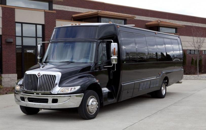 Jacksonville 35 Passenger Party Bus
